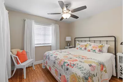 1203 N Milam St, Fredericksburg, TX 78624 - Photo 13
