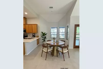 130 W Creekview Dr, Fredericksburg, TX 78624 - Photo 11
