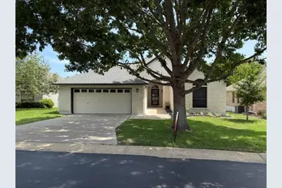 130 W Creekview Dr, Fredericksburg, TX 78624 - Photo 1