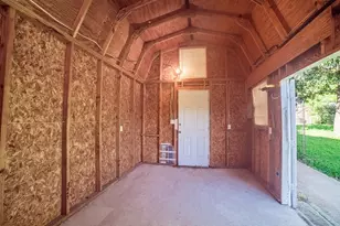 203 Broadmoor St, Fredericksburg, TX 78624 - Photo 29