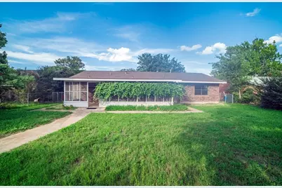 203 Broadmoor St, Fredericksburg, TX 78624 - Photo 35