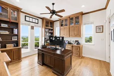 107 Deerwood, Kerrville, TX 78028 - Photo 15
