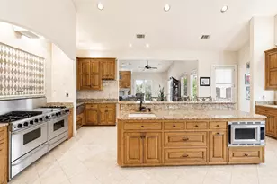 107 Deerwood, Kerrville, TX 78028 - Photo 11
