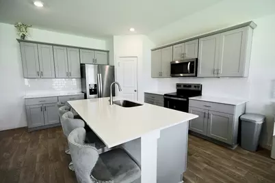 644 Tranquility Ln, Fredericksburg, TX 78624 - Photo 3