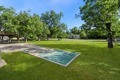 501 W Creek St, Fredericksburg, TX 78624 - Photo 47