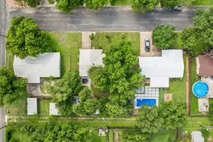 703 N Edison St, Fredericksburg, TX 78624 - Photo 63