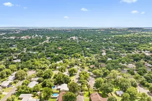 703 N Edison St, Fredericksburg, TX 78624 - Photo 61