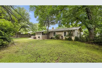 703 N Edison St, Fredericksburg, TX 78624 - Photo 51