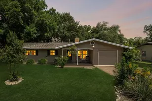 703 N Edison St, Fredericksburg, TX 78624 - Photo 1