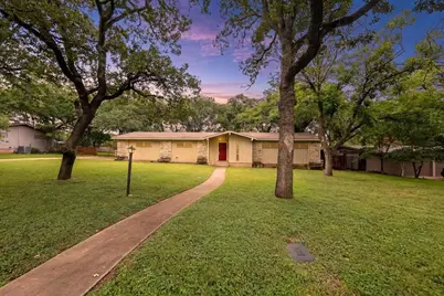 122 Ridgewood Dr, Fredericksburg, TX 78624 - Photo 1