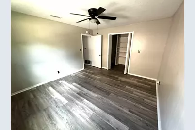 1402 N Adams St #4, Fredericksburg, TX 78624 - Photo 11