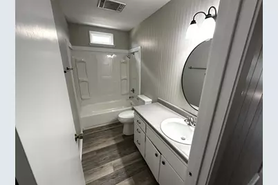 1402 N Adams St #4, Fredericksburg, TX 78624 - Photo 9