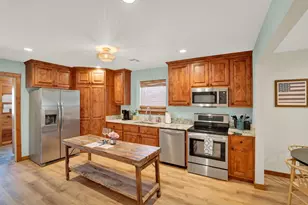 901 Bell St, Fredericksburg, TX 78624 - Photo 7