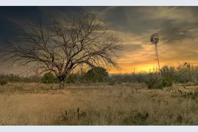 73 Fm 1221, Hext, TX 76848 - Photo 27