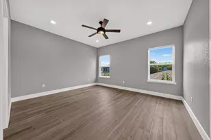 1811 Chateau Ln, Kerrville, TX 78028 - Photo 19