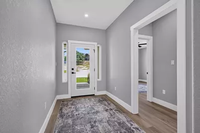 1811 Chateau Ln, Kerrville, TX 78028 - Photo 3