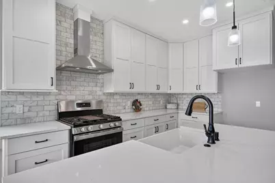 1811 Chateau Ln, Kerrville, TX 78028 - Photo 15