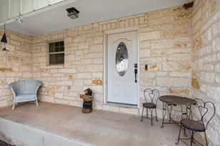732 Northern Red Oak, Fredericksburg, TX 78624 - Photo 3