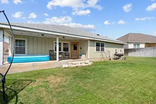 732 Northern Red Oak, Fredericksburg, TX 78624 - Photo 23
