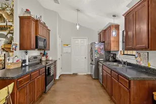 9998 Kirkner Rd, San Antonio, TX 78263 - Photo 7