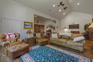 707 W Creek St, Fredericksburg, TX 78624 - Photo 79