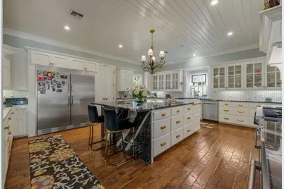 707 W Creek St, Fredericksburg, TX 78624 - Photo 23