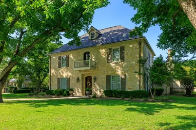 707 W Creek St, Fredericksburg, TX 78624 - Photo 1