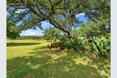 213 Cardinal Dr, Fredericksburg, TX 78624 - Photo 35