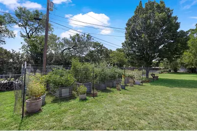 120 W Driftwood Dr, Fredericksburg, TX 78624 - Photo 39
