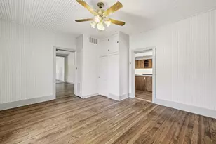 606 W Austin St, Fredericksburg, TX 78624 - Photo 13