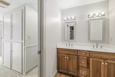 606 W Austin St, Fredericksburg, TX 78624 - Photo 23
