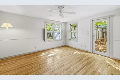 606 W Austin St, Fredericksburg, TX 78624 - Photo 25