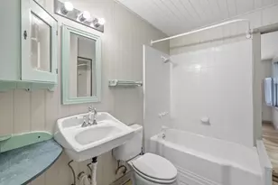 606 W Austin St, Fredericksburg, TX 78624 - Photo 27