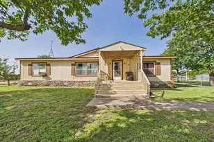 1983 Wendel-Ahrens Rd, Fredericksburg, TX 78624 - Photo 1