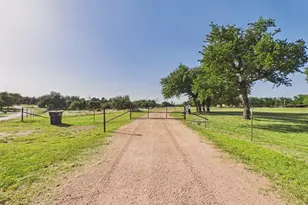 1983 Wendel-Ahrens Rd, Fredericksburg, TX 78624 - Photo 1