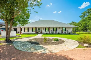 411 Emerald Loop, Fredericksburg, TX 78624 - Photo 3