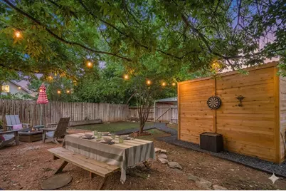 406 Bluebonnet, Fredericksburg, TX 78624 - Photo 25