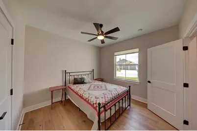 1808 N Chateau Ln, Kerrville, TX 78028 - Photo 17
