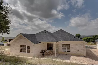 1808 N Chateau Ln, Kerrville, TX 78028 - Photo 23