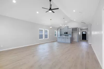 126 Feather Way, Fredericksburg, TX 78624 - Photo 11