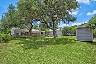 1504 Mesquite St, Blanco, TX 78606 - Photo 29