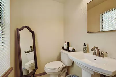 1504 Mesquite St, Blanco, TX 78606 - Photo 17