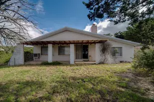 999 Royal Oaks Loop, Fredericksburg, TX 78624 - Photo 3