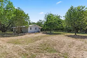 221 Felps, Blanco, TX 78606 - Photo 21