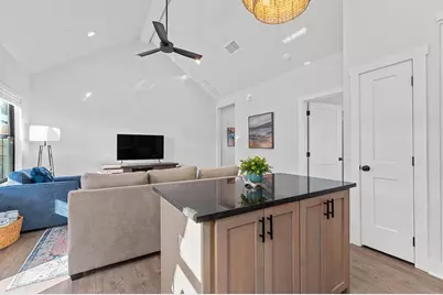930 S Eagle St #104, Fredericksburg, TX 78624 - Photo 17