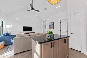 930 S Eagle St, Fredericksburg, TX 78624 - Photo 17