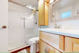 14721 Whitecap Blvd, Corpus Christi, TX 78418 - Photo 5