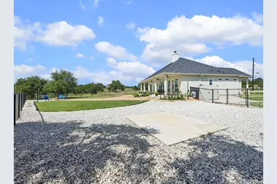109 Serapia Garza, Blanco, TX 78606 - Photo 27