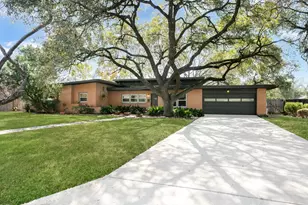 610 Cave Ln, San Antonio, TX 78209 - Photo 3