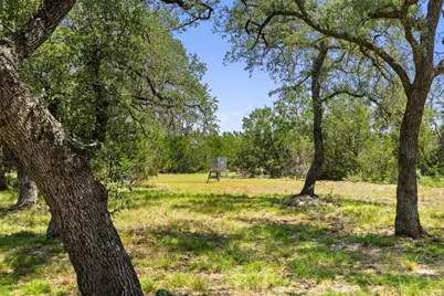 118 E Creekview Dr, Johnson City, TX 78636 - Photo 25